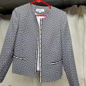 Tahari size small black tweed jacket